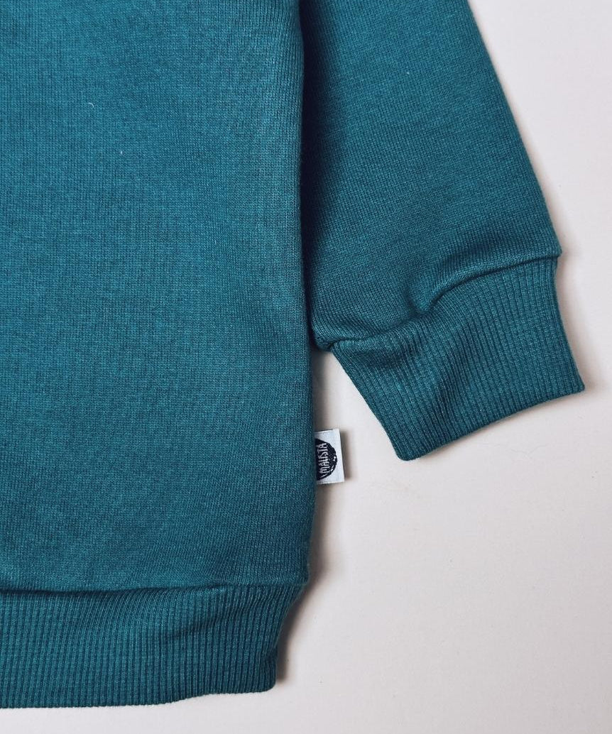 Moletom-bebe-infantil-liso-classico-deep-green-verde-azulado-algodao-minimalista-5.jpg