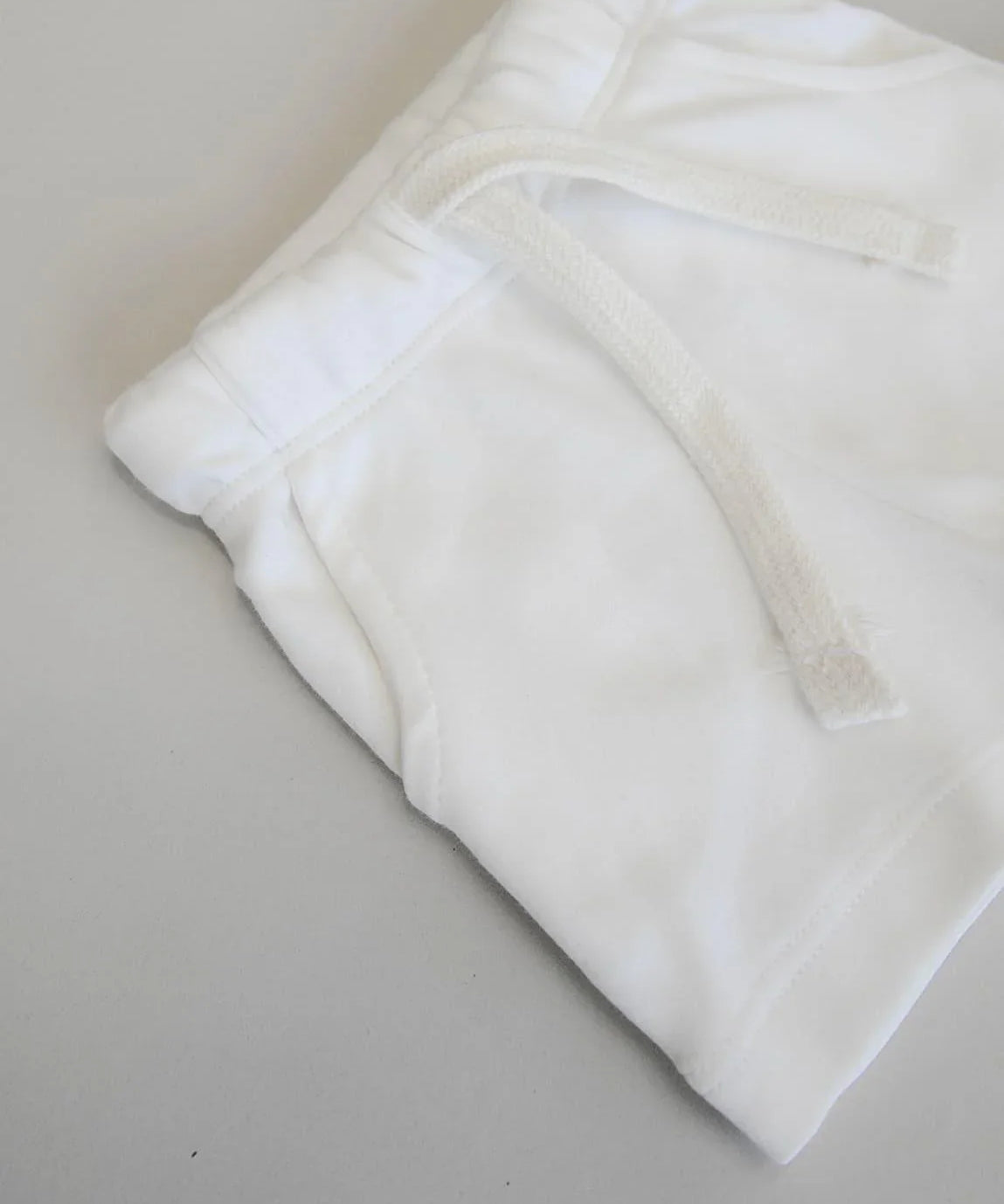 Bermuda Cargo Infantil Unissex MiniMalista | Liso Branco Off - MiniMalista Baby - 0, Ano Novo, anonovo, b2b, Calor, com-desconto-mm10, Kids, Menino, Neutro, new, Reveillon, tab-tam-shorts-cargo, Unissex, Verão -bebê-minimalista-estiloso