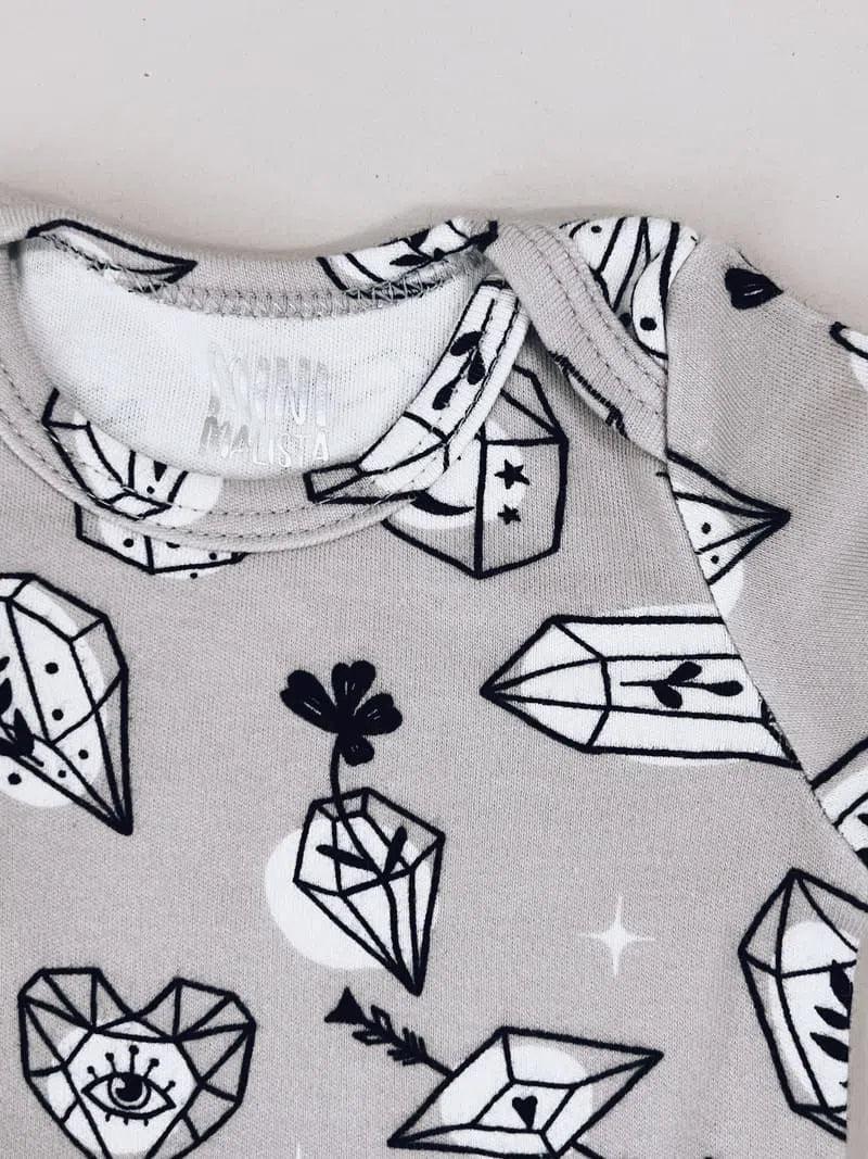 Body de Bebê Manga Curta Unissex | Crystal - MiniMalista Baby - 0.4, b2b, Baby, black-friday, Meia Estação, Menina, Neutro, outlet, SALE-FINAL, tab-tam-body-curto, Unissex -bebê-minimalista-estiloso