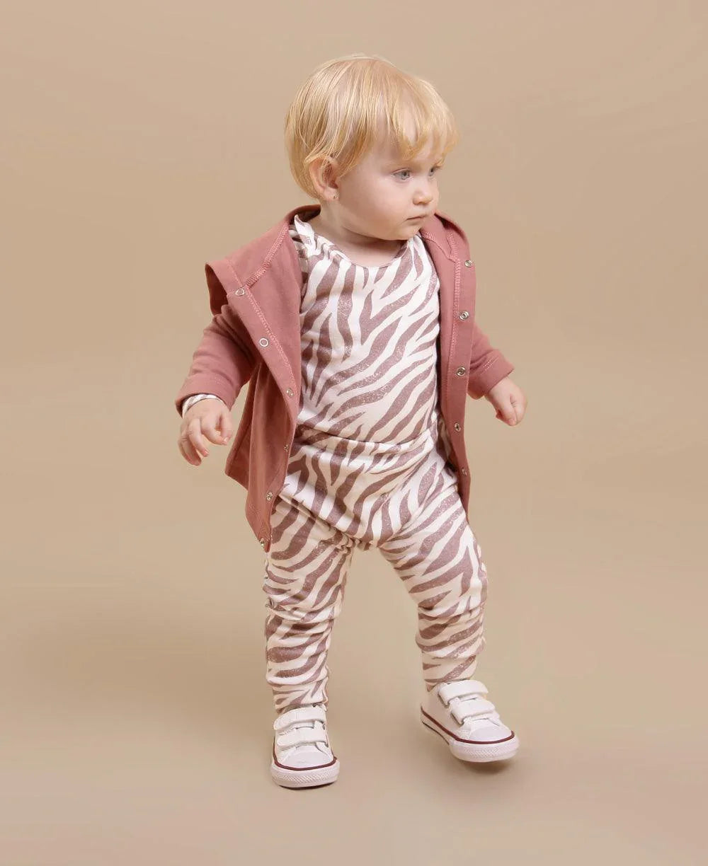 Body de Bebê Manga Curta Unissex | Feline - MiniMalista Baby - 0.35, 0.4, b2b, Baby, black-friday, com-desconto-mm10, Meia Estação, Menina, tab-tam-body-curto -bebê-minimalista-estiloso