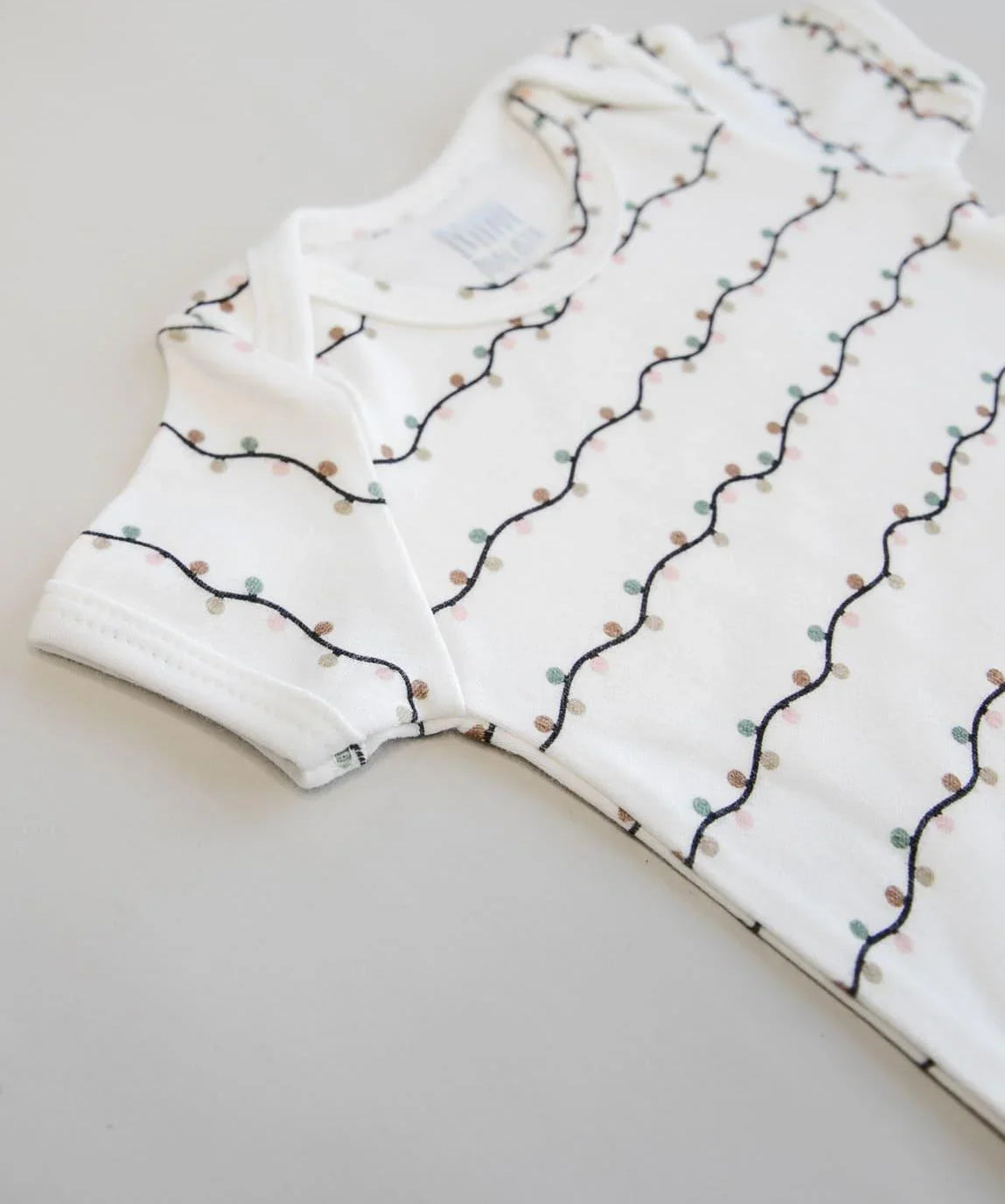 Body de Bebê Manga Curta Unissex | Lights - MiniMalista Baby - 0, Ano Novo, b2b, Baby, Christmas, com-desconto-mm10, Meia Estação, Menina, natal, Neutro, Reveillon, tab-tam-body-curto, Unissex, Xmas -bebê-minimalista-estiloso