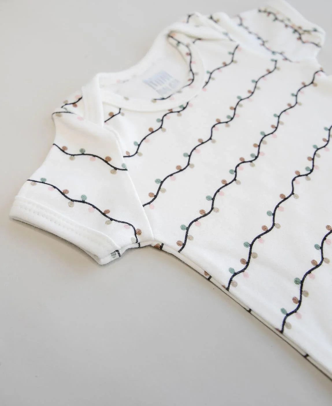 Body de Bebê Manga Curta Unissex | Lights - MiniMalista Baby - 0, Ano Novo, b2b, Baby, Christmas, com-desconto-mm10, Meia Estação, Menina, natal, Neutro, Reveillon, tab-tam-body-curto, Unissex, Xmas -bebê-minimalista-estiloso