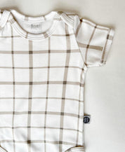 Body de Bebê Manga Curta Unissex | Xadrez Verão - MiniMalista Baby - 0.2, b2b, Baby, black-friday, com-desconto-mm10, Meia Estação, Menino, Neutro, tab-tam-body-curto, Unissex -bebê-minimalista-estiloso