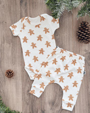 Calça de Bebê Harém Unissex | Gingerbread - MiniMalista Baby - 0, b2b, Baby, Christmas, com-desconto-mm10, Meia Estação, Menina, natal, Neutro, tab-tam-calça-harem-bebe, Unissex, Xmas -bebê-minimalista-estiloso