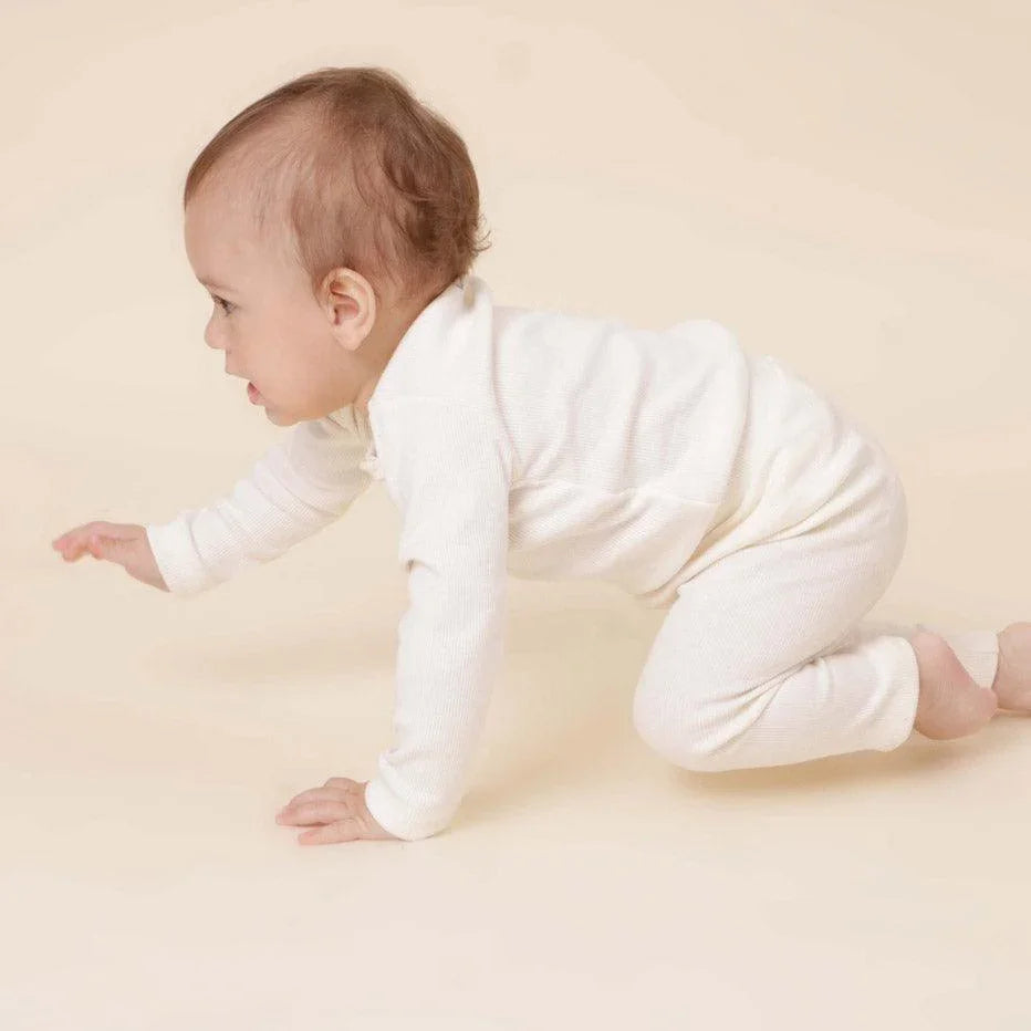 Calça Unissex Slim Canelado MiniMalista | Liso Branco Off - MiniMalista Baby - 0.25, 0.3, Ano Novo, anonovo, b2b, Baby, Best, black-friday, com-desconto-mm10, Frio, Kids, Menina, Neutro, new, Reveillon, tab-tam-calça-slim, Unissex -bebê-minimalista-estiloso