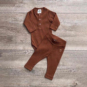 Calça Unissex Slim Canelado MiniMalista | Liso Oak - MiniMalista Baby - 0.3, b2b, Baby, black-friday, com-desconto-mm10, Frio, Kids, Menino, tab-tam-calça-slim, Winter Sale 30% -bebê-minimalista-estiloso