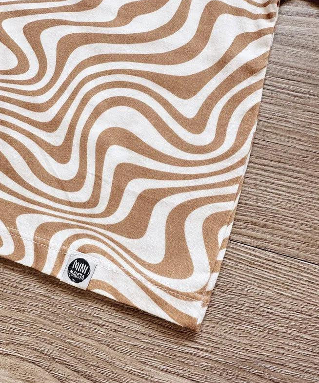 Camiseta Infantil Manga Curta Unissex | Swirl - MiniMalista Baby - 0.3, b2b, black-friday, com-desconto-mm10, Kids, Meia Estação, Menino, tab-tam-camiseta-manga-curta -bebê-minimalista-estiloso