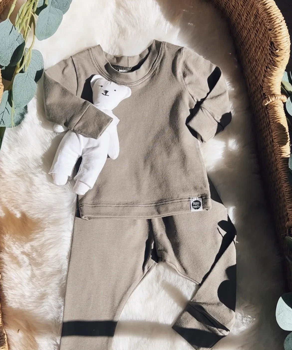 Conjunto Pijama Bebê Unissex Manga Longa MiniMalista Liso Verde - MiniMalista Baby - b2b, Baby, Frio, Menino -bebê-minimalista-estiloso