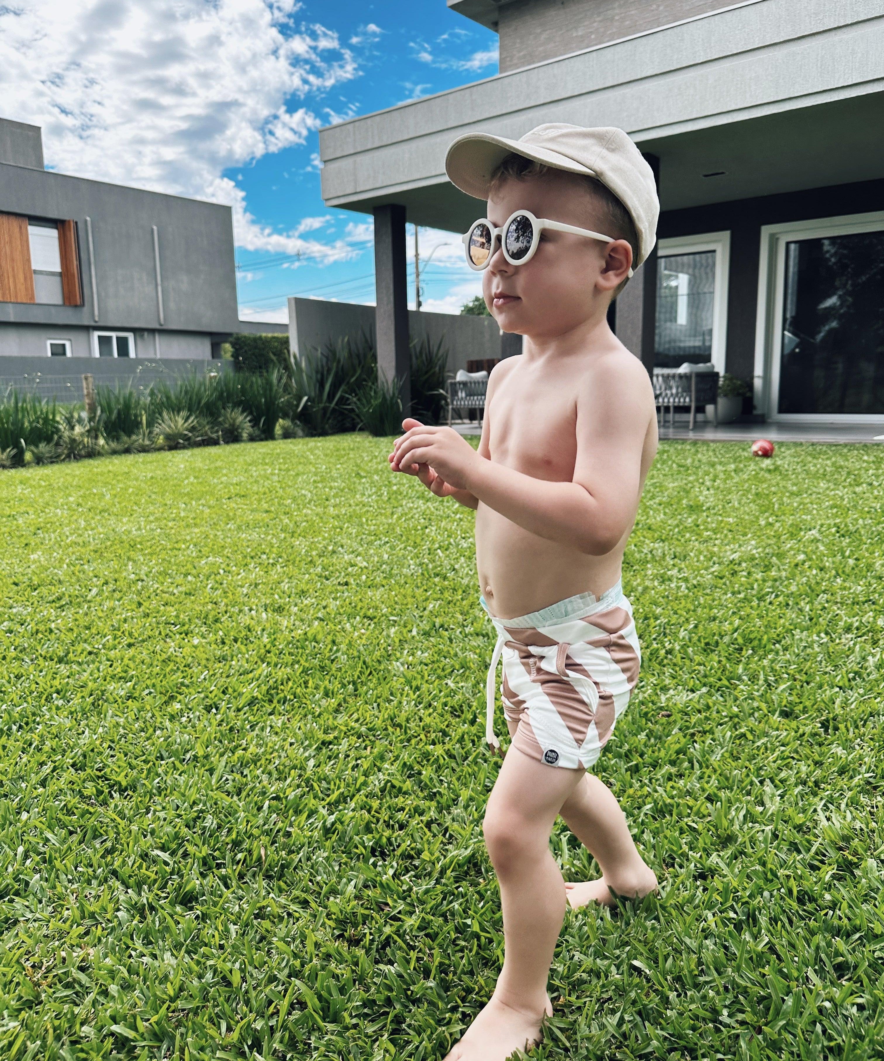 Sunga Infantil Estampado UV50+ | Listras Diagonais Bege - MiniMalista Baby - 0, b2b, Baby, Calor, com-desconto-mm10, Kids, Menino, Neutro, new, Unissex, Verão -bebê-minimalista-estiloso