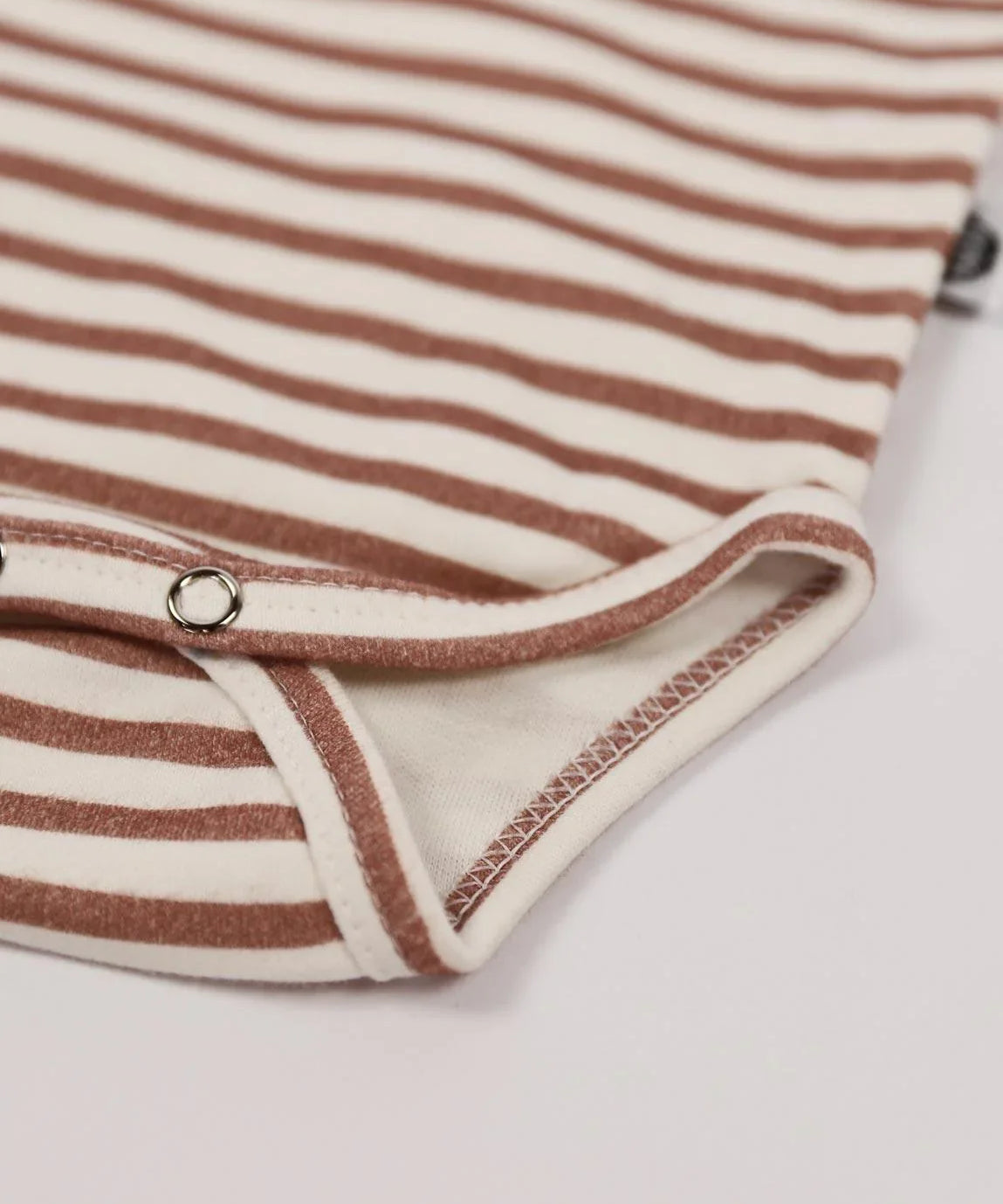 Body de Bebê Manga Curta Unissex | Listrinhas Chutney - MiniMalista Baby - 0.3, 0.45, b2b, Baby, black-friday, com-desconto-mm10, Meia Estação, Menino, Neutro, new, tab-tam-body-curto, Unissex -bebê-minimalista-estiloso