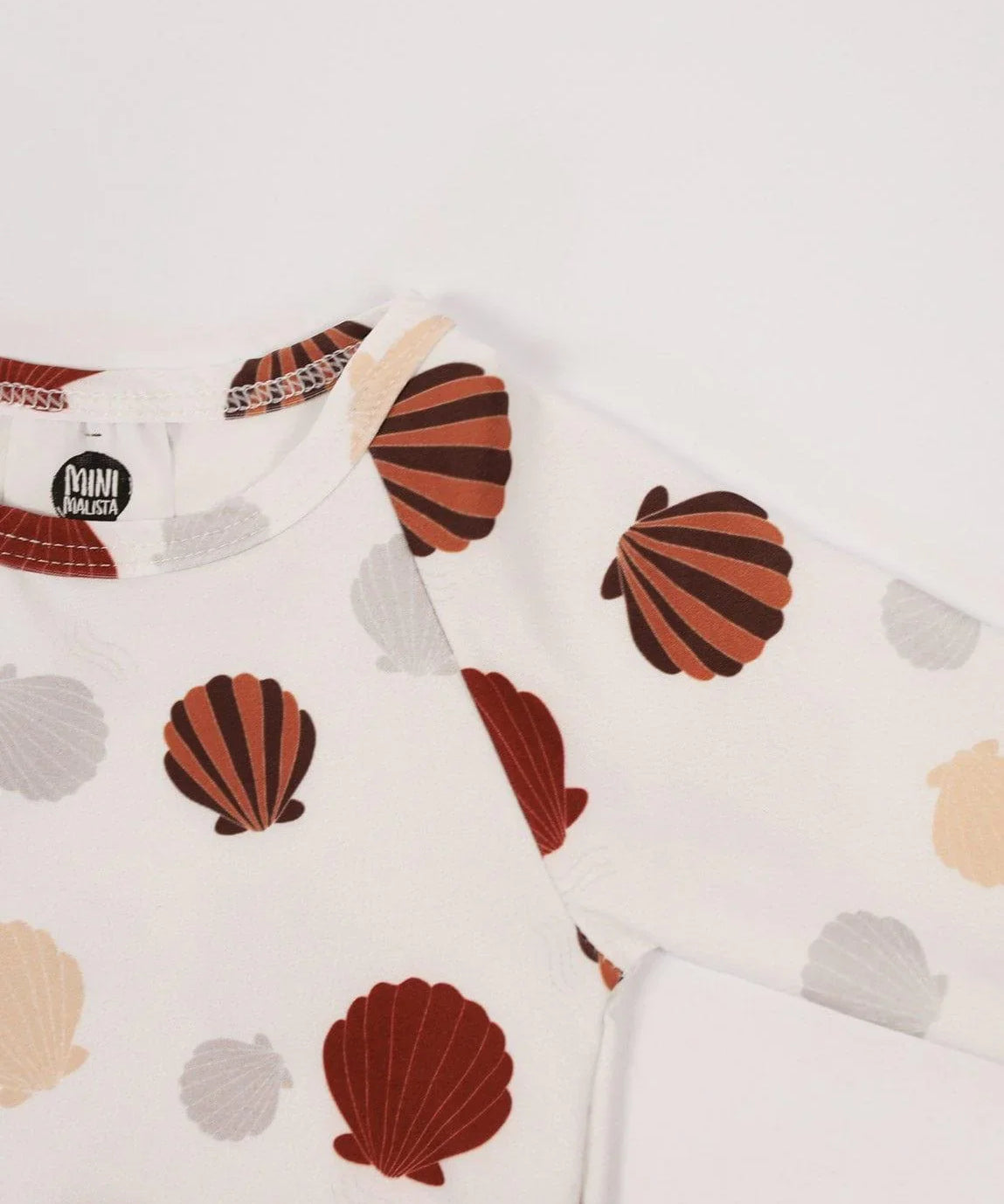 Camiseta Infantil Proteção Solar Unissex UV50+ | Seashell - MiniMalista Baby - 0, 0.3, b2b, black-friday, Calor, com-desconto-mm10, Menina, Neutro, tab-tam-camiseta-praia, tab-tam-camiseta-solar-praia, tab-tamanho-camiseta-raglan, Unissex, Verão -bebê-minimalista-estiloso