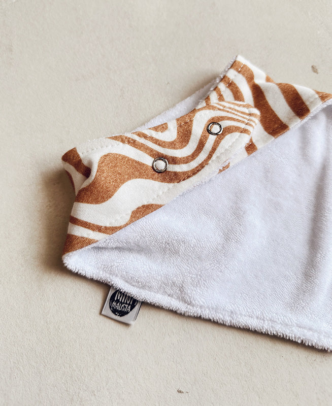 Conjunto Bebê Menino Verão Macaquinho + Babador | Ginger e Swirl