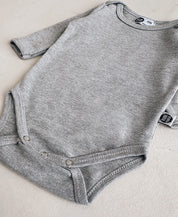 Conjunto Bebê Menino Calça + Body Longo + Babador | Mescla e Dreamy