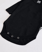 Conjunto Bebê Unissex Calça + Body Longo + Babador | Preto e Lunar