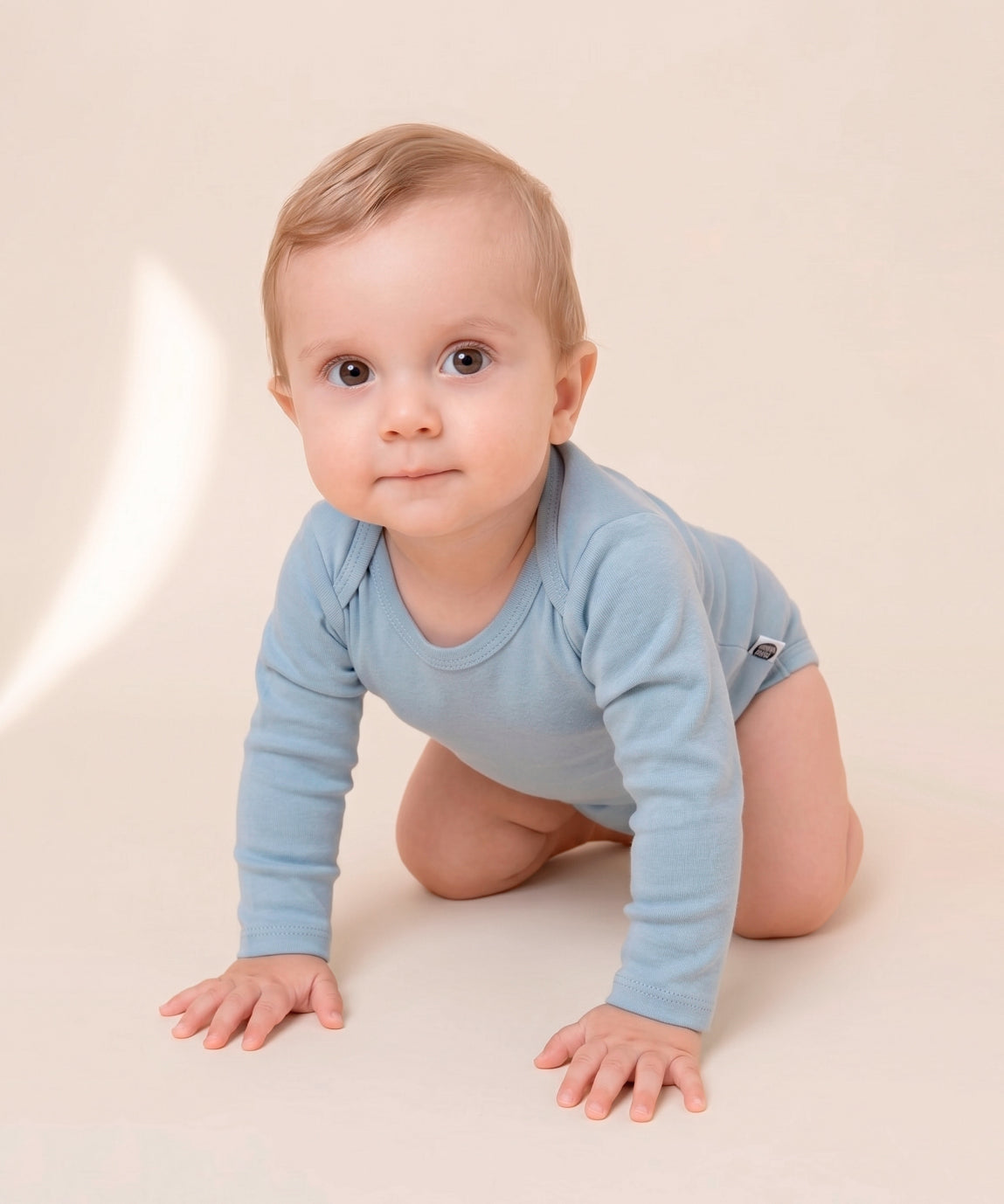 Body-manga-longa-bebe-menino-algodao-egipcio-liso-azul-claro-azul-coastal-1.jpg