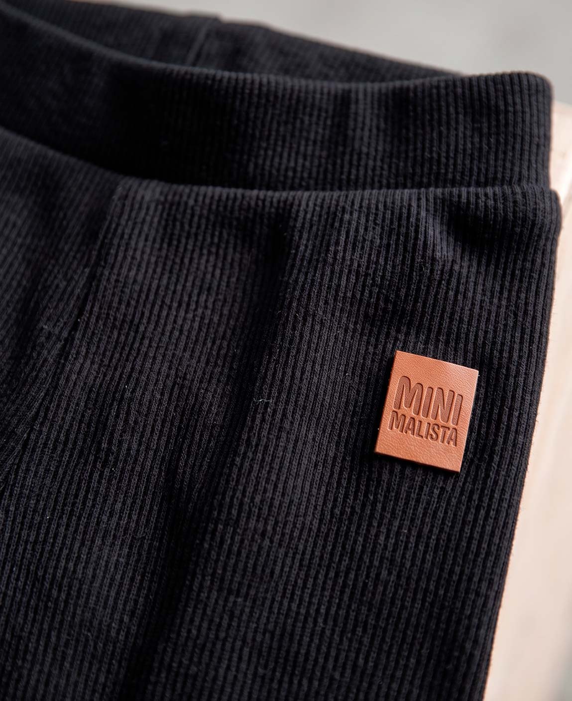 Conjunto Body e Calça Canelada Bebê | Liso Preto