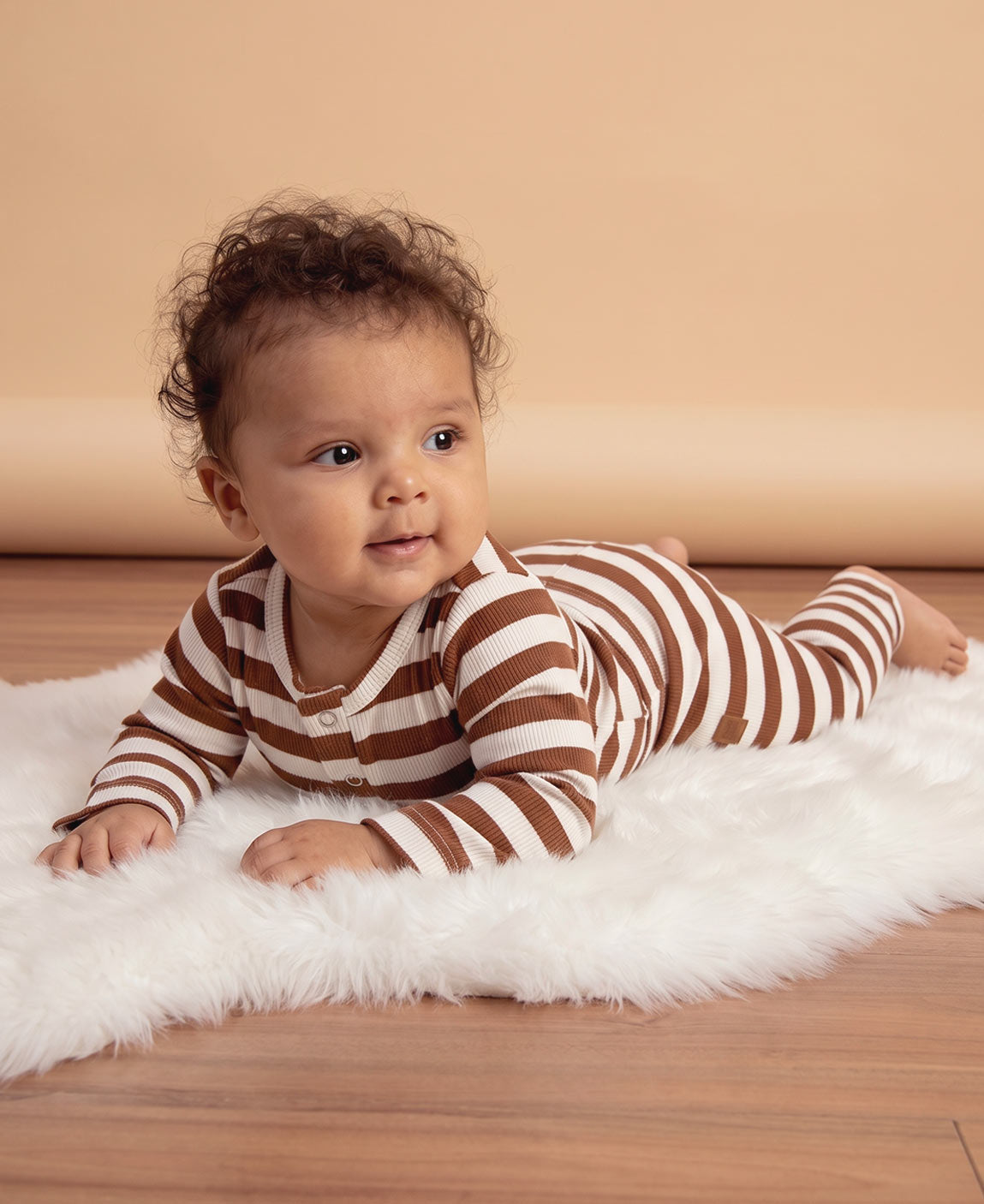Conjunto Body e Calça Canelada Bebê | Listras Caramelo e Branco Off