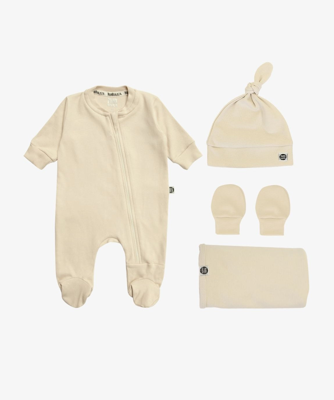 Conjunto-bebe-saida-maternidade-macacao-ziper-com-pe-touca-manta-luvinha-bebe-unissex-minimalista-liso-bege-sand.jpg