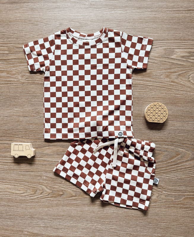 Conjunto-infantil-camiseta-e-bermuda-racer-oak.jpg