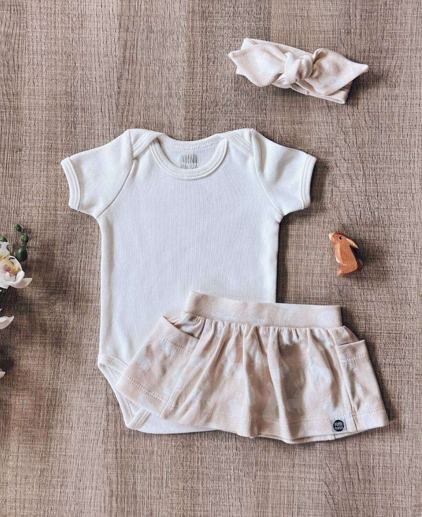 Conjunto Verão Bebê Menina Body e Saia | Branco Off e Bunny