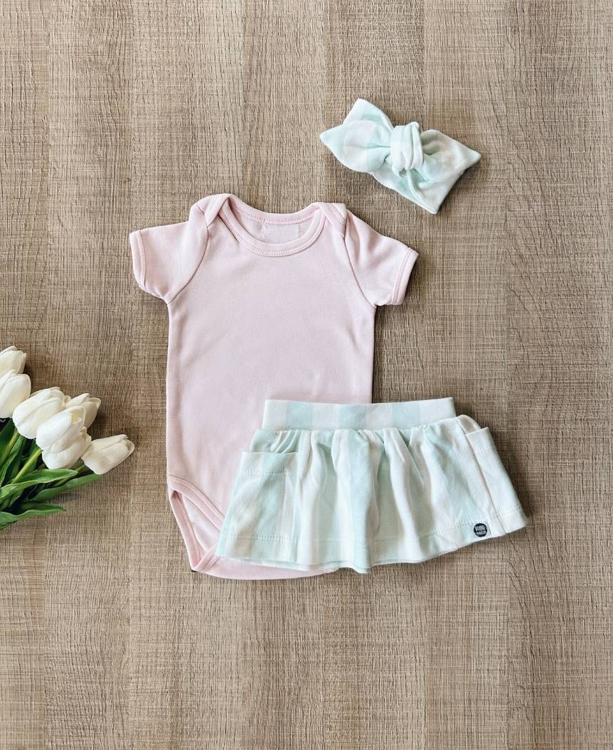 Conjunto Verão Bebê Menina Body e Saia | Rose Quartzo e Listras Fresh