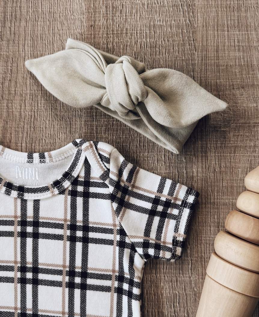 Conjunto Verão Bebê Menina Body e Saia | Xadrez Plaid e Stone