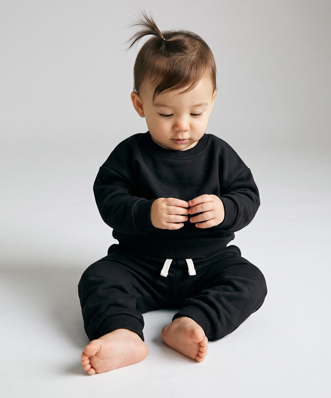 Conjunto-moletom-liso-beige-bebe-cor-lisa-preto-moletom-basico-bebe-algodao-1.jpg