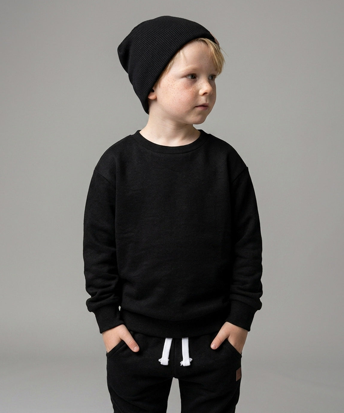 Conjunto-moletom-liso-preto-bebe-cor-lisa-preto-moletom-basico-menino-crianca-algodao-3.jpg