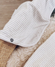 Kit Presente Saída de Maternidade Bebê 4 peças | Listrinhas Cinza