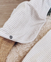 Kit Presente Saída de Maternidade Bebê 4 peças | Listrinhas Cinza