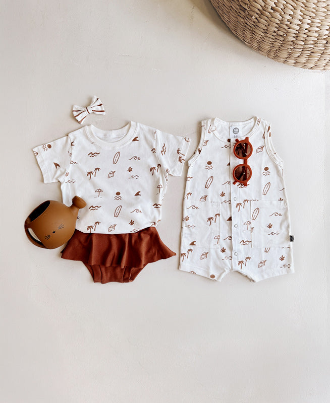 Conjunto Bebê Menina Verão Camiseta + Saia + Laço | Chocolate e Beach