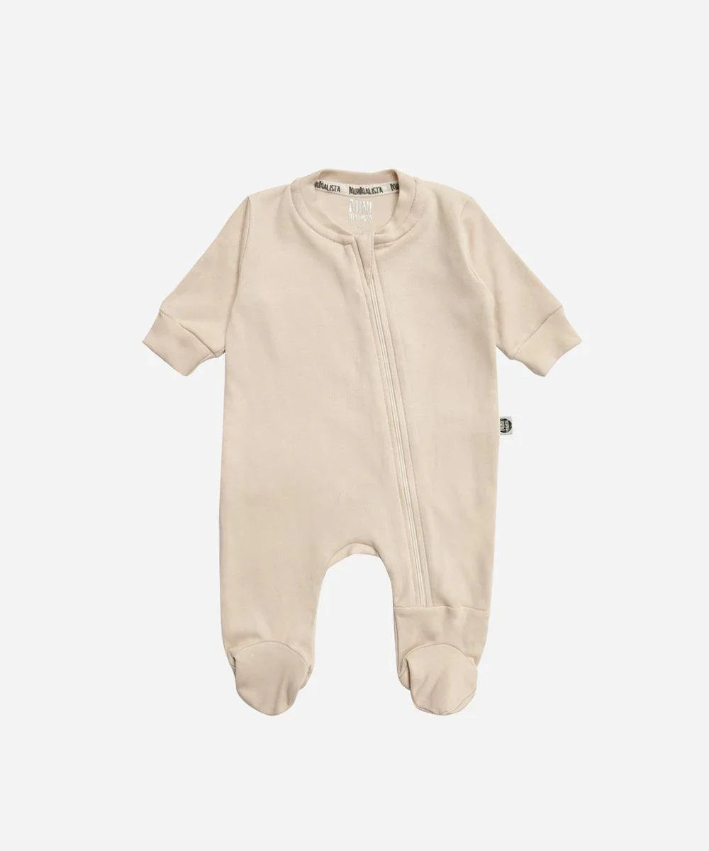 Macacao-maternidade-bebe-minimalista-liso-sand.jpg