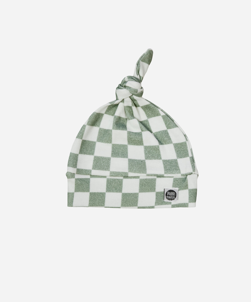 Touca-no-bebe-algodao-menino-verao-verde-racer-verde-xadrez-quadriculado-minimalista-baby.jpg