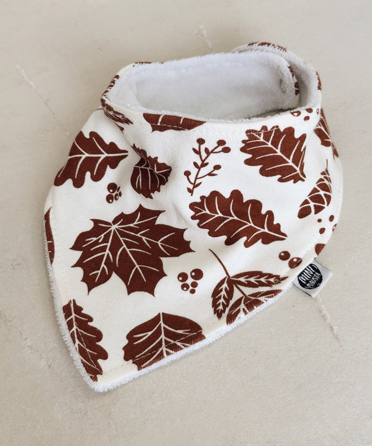 babador-bandana-atoalhado-bebe-fall-folhas-outono-marrom-1_f921deb5-ae28-445b-ba66-5f315f6880bb.jpg