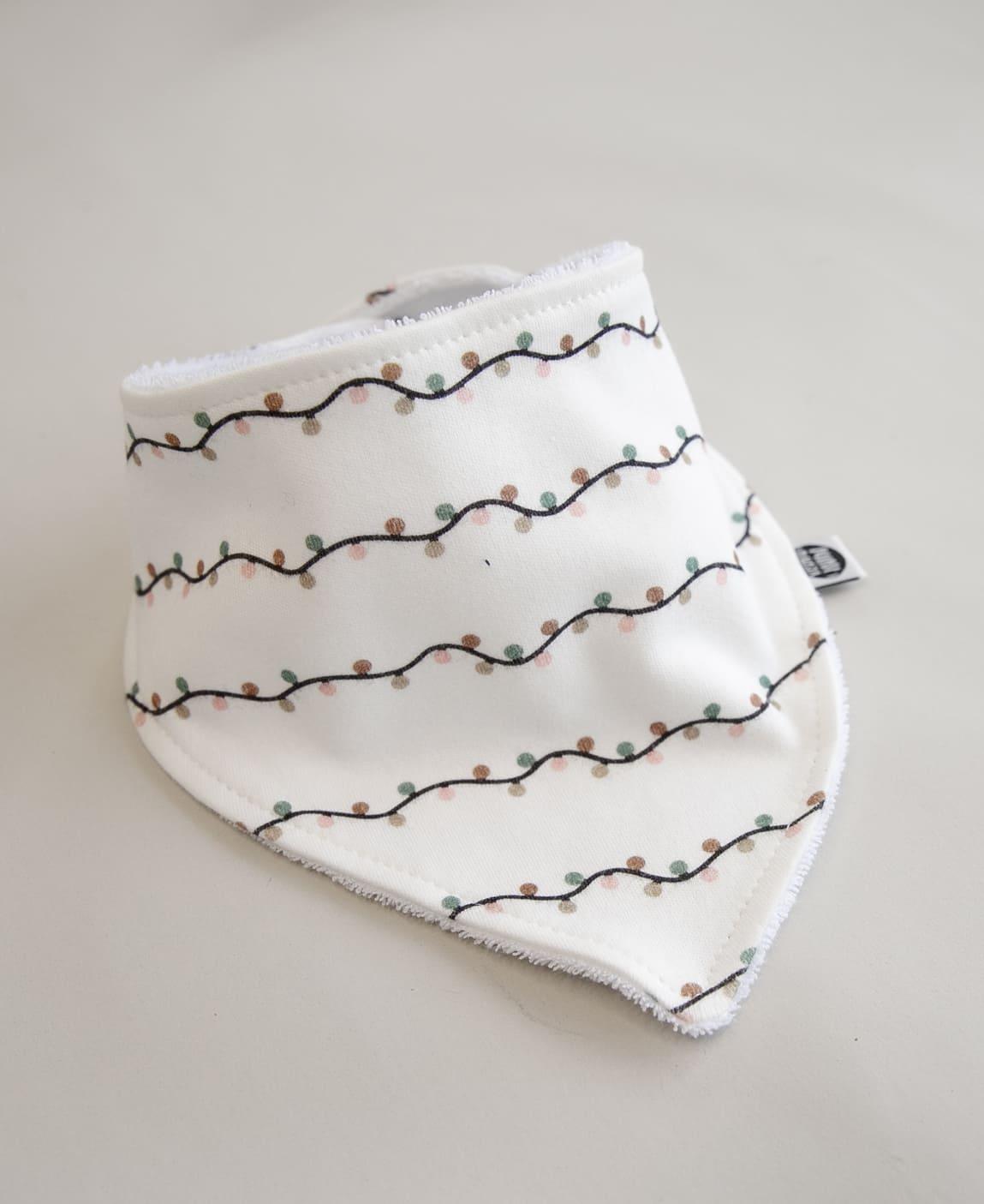Babador Bandana Unissex | Lights - MiniMalista Baby - 0.3, Ano Novo, b2b, Baby, black-friday, Christmas, com-desconto-mm10, Meia Estação, Menina, natal, Neutro, Reveillon, Unissex, Xmas -bebê-minimalista-estiloso