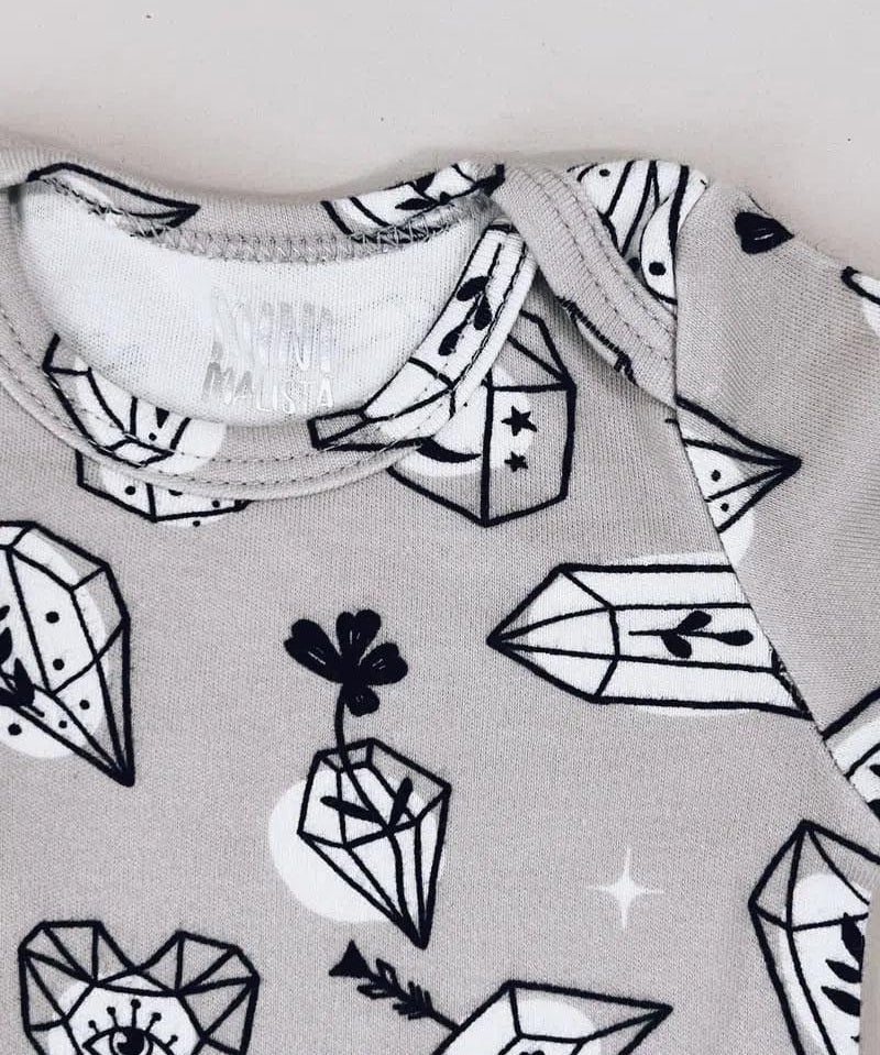Body de Bebê Manga Curta Unissex | Crystal - MiniMalista Baby - 0.4, b2b, Baby, black-friday, Meia Estação, Menina, Neutro, outlet, SALE-FINAL, tab-tam-body-curto, Unissex -bebê-minimalista-estiloso