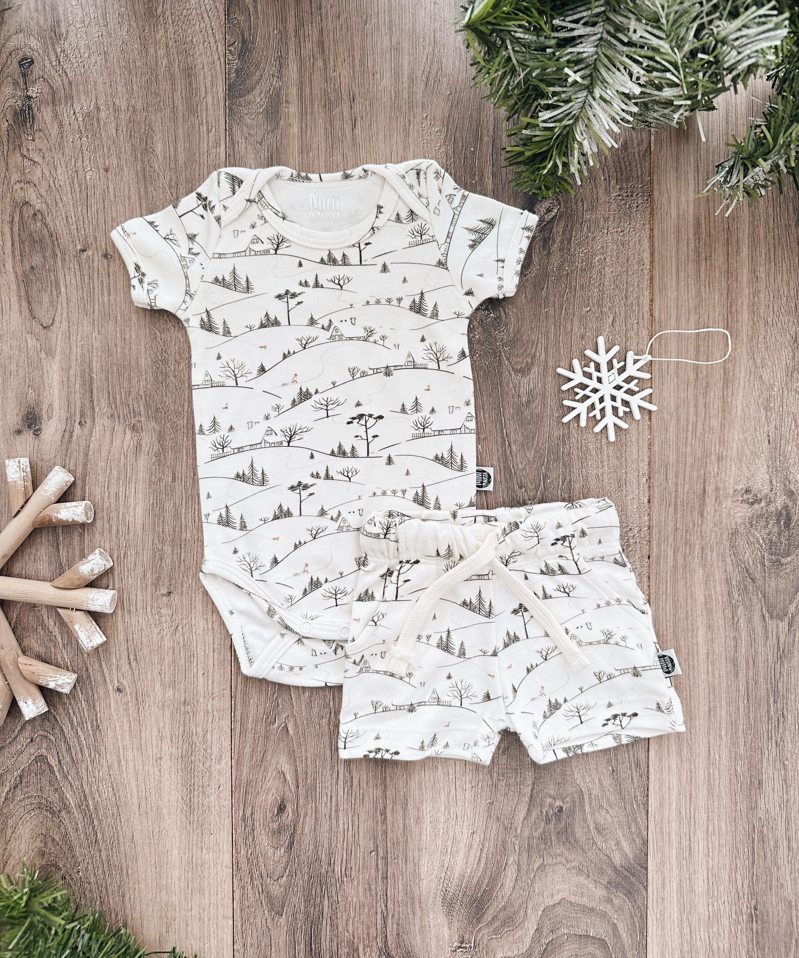 Body de Bebê Manga Curta Unissex | Village - MiniMalista Baby - 0, b2b, Baby, Christmas, com-desconto-mm10, Meia Estação, Menina, Menino, natal, Neutro, tab-tam-body-curto, Unissex, Xmas -bebê-minimalista-estiloso