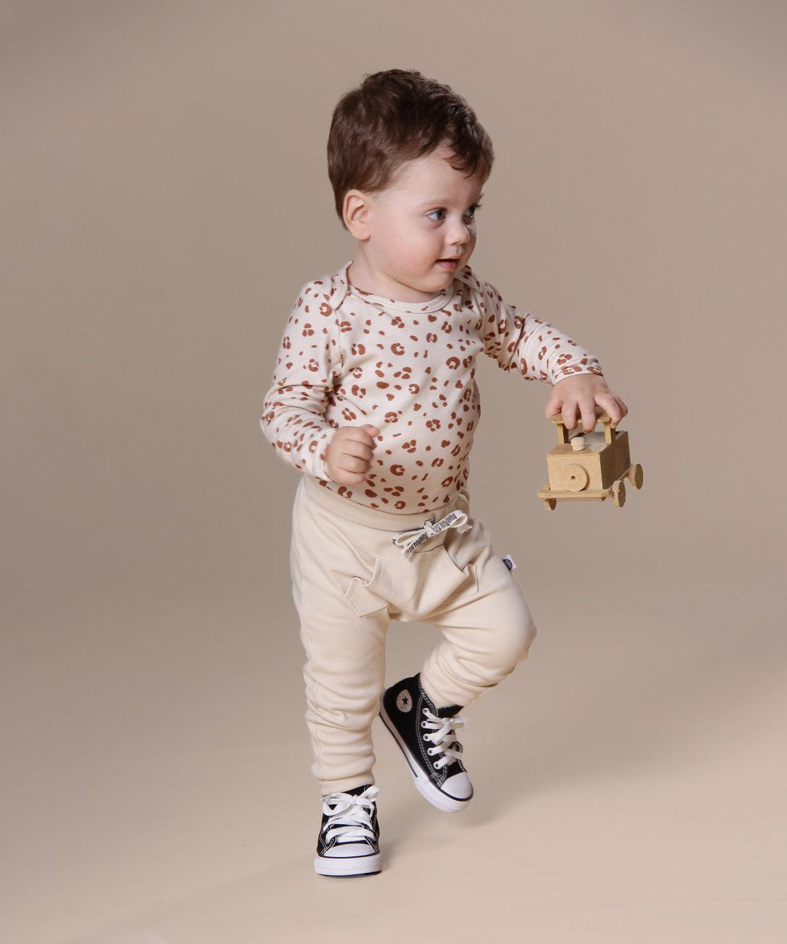 Body de Bebê Manga Longa Unissex | Jaguar - MiniMalista Baby - 0.3, 0.45, b2b, Baby, black-friday, com-desconto-mm10, Frio, Menina, tab-tam-body-manga-longa -bebê-minimalista-estiloso
