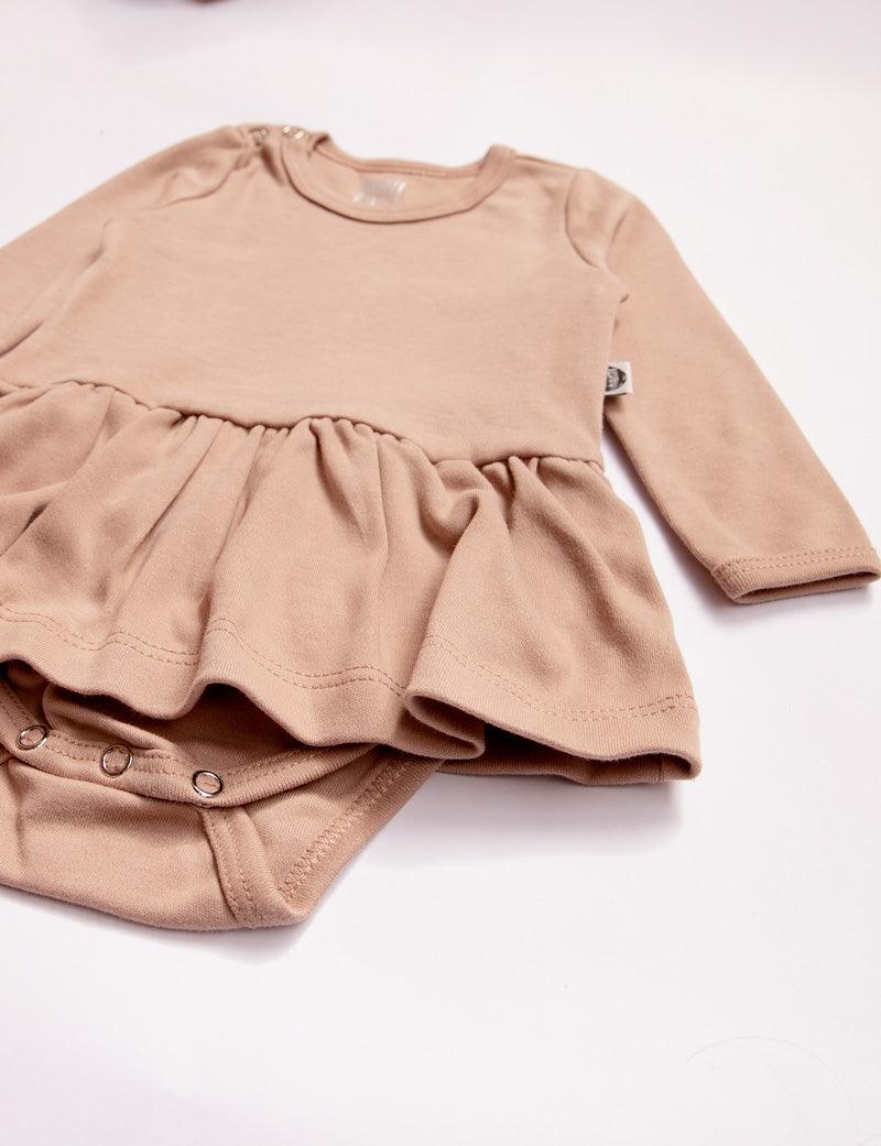 Body-Vestido de Bebê Manga Longa MiniMalista | Liso Cinnamon - MiniMalista Baby - 0.3, b2b, Baby, black-friday, com-desconto-mm10, Frio, Menina, tab-tam-body-vestido -bebê-minimalista-estiloso