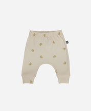 Calça Harém de Bebê Unissex — estampa Baby Bear (ursinhos fofos sobre cinnamon) — Coleção Back to Basics — 100% algodão fio egípcio — MiniMalista Baby