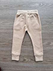 Calça Moletom Unissex Peluciado MiniMalista | Liso Cinnamon - MiniMalista Baby - 0.3, b2b, Baby, Best, black-friday, com-desconto-mm10, Frio, Kids, Menina, Menino, Neutro, tab-tam-calca-moletom, tab-tam-calça-molet-bebe, tam-tam-calça-bolsao-bebe, Unissex -bebê-minimalista-estiloso