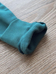 Calça Moletom Unissex Peluciado MiniMalista | Liso Deep Green - MiniMalista Baby - 0.2, b2b, Baby, black-friday, Christmas, com-desconto-mm10, Frio, Kids, Menino, natal, tab-tam-calca-moletom, tab-tam-calça-molet-bebe, tam-tam-calça-bolsao-bebe, Xmas -bebê-minimalista-estiloso