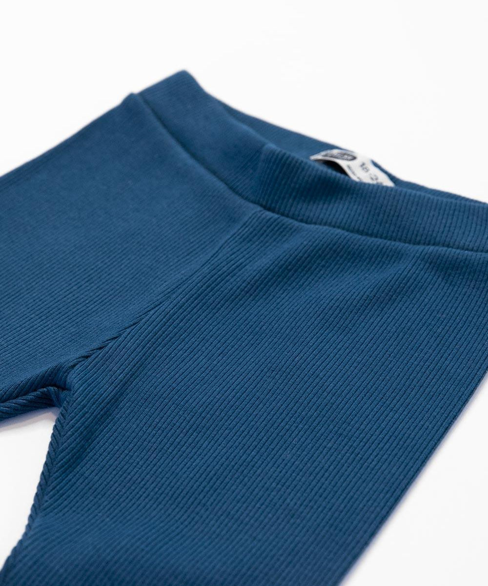 Calça Unissex Slim Canelado MiniMalista | Liso Azul Sky - MiniMalista Baby - b2b, Baby, Frio, Kids, Menino, outlet, SALE-FINAL, tab-tam-calça-slim, ultimas-peças, Winter Sale 30% -bebê-minimalista-estiloso