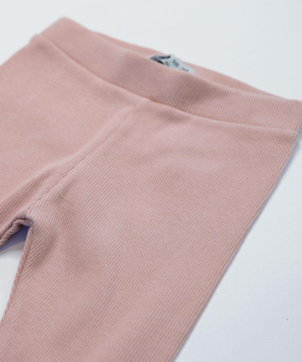 Calça Unissex Slim Canelado MiniMalista | Liso Mystic Rose - MiniMalista Baby - 0.3, 0.4, b2b, Baby, black-friday, Frio, Kids, Menina, outlet, tab-tam-calça-slim, Winter Sale 30%, Winter Sale 40% -bebê-minimalista-estiloso