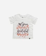Camiseta Infantil Manga Curta Unissex Grateful Heart - MiniMalista Baby - 0.3, 0.35, b2b, black-friday, com-desconto-mm10, Kids, Meia Estação, Menina, Menino, Neutro, tab-tam-camiseta-manga-curta, Unissex -bebê-minimalista-estiloso