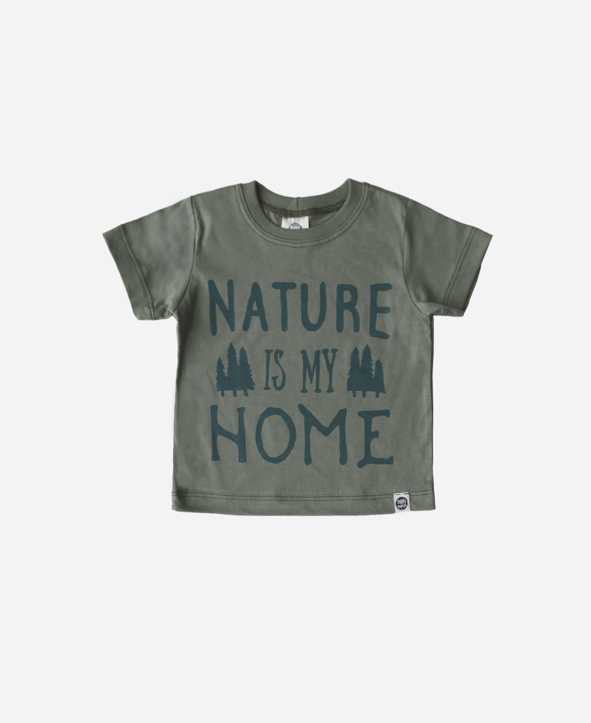 camiseta-manga-curta-nature-is-my-home-verde-minimalista2.png