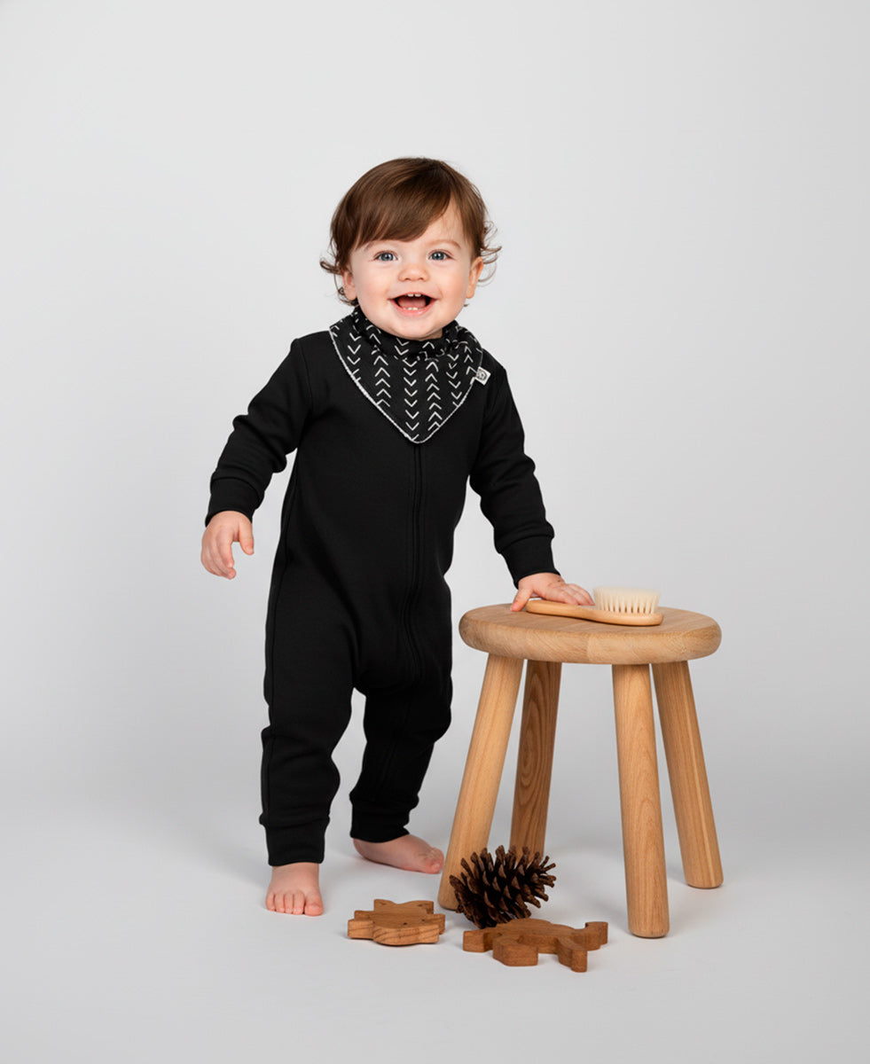 Conjunto Bebê Macacão + Babador | Fishbone e Preto