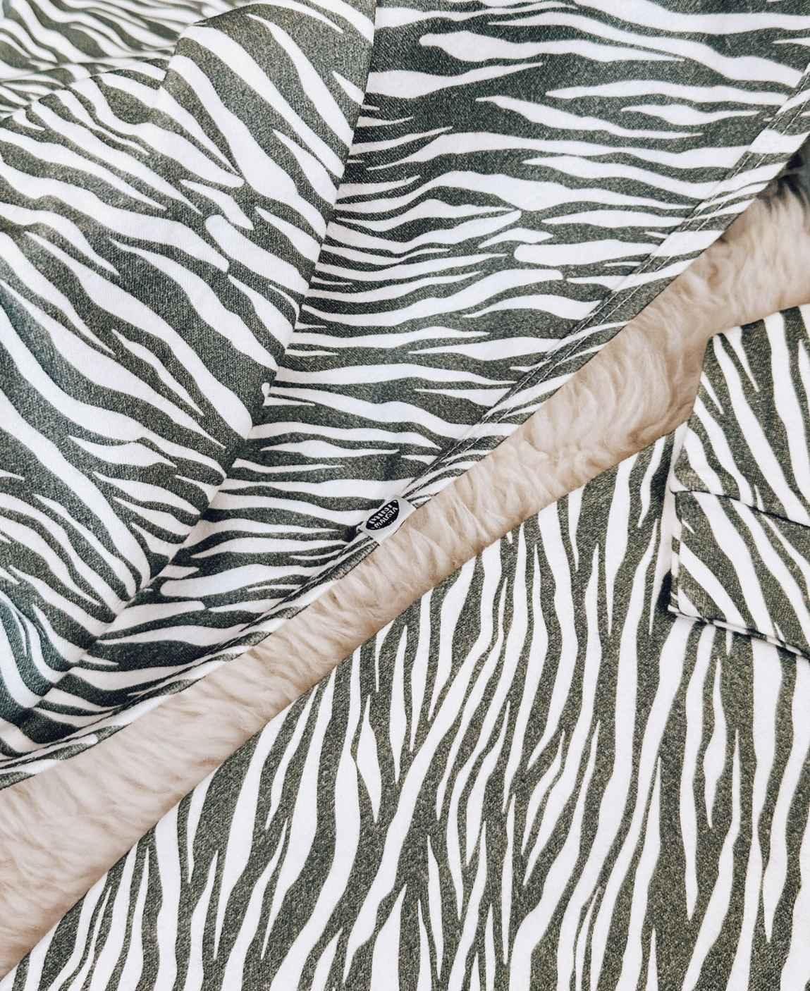 Kit Presente Saída de Maternidade Bebê 4 peças | Zebra