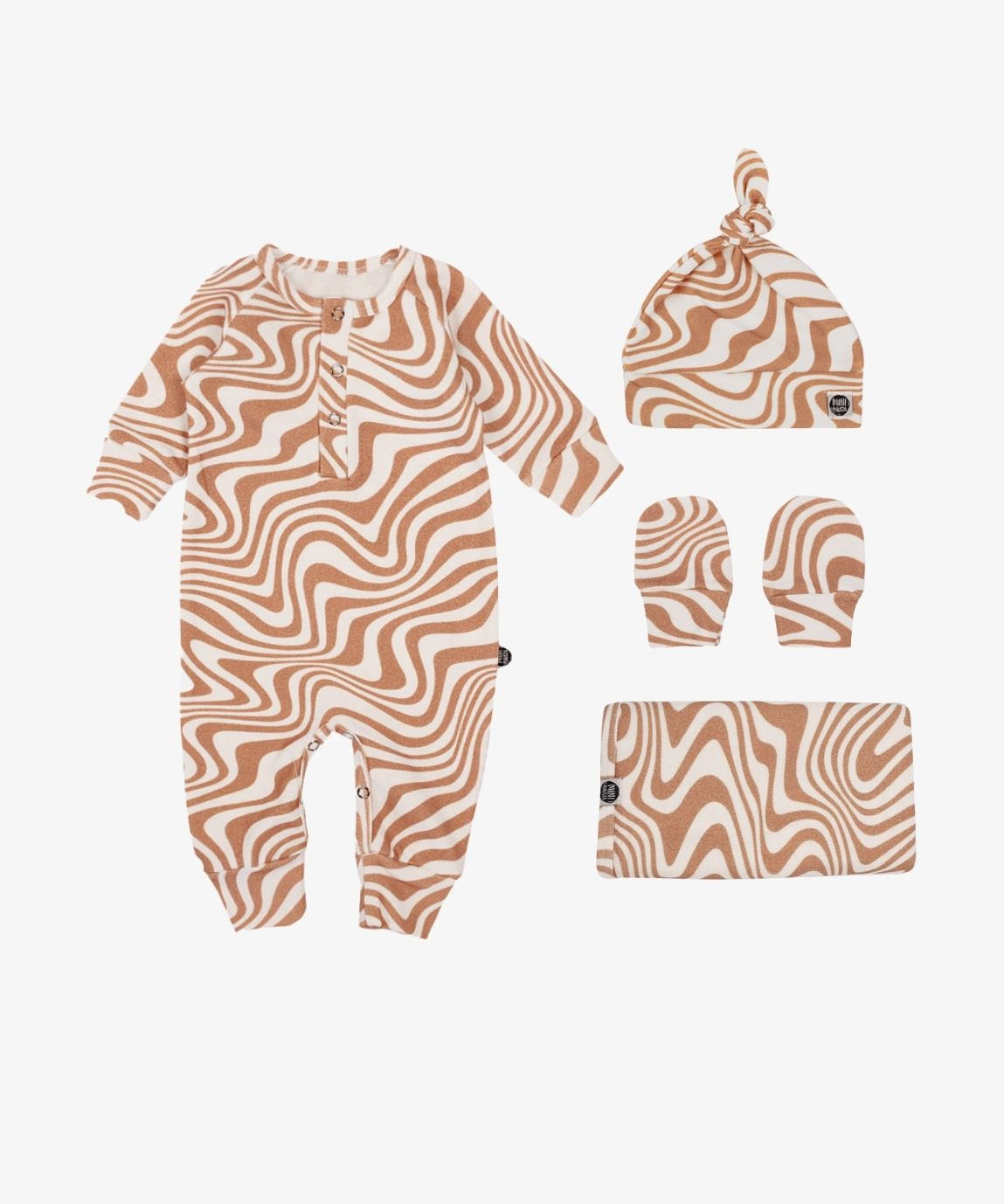 conjunto-saida-de-maternidade-bebe-minimalista-swirl-groove-anos-70-caramelo-1.jpg