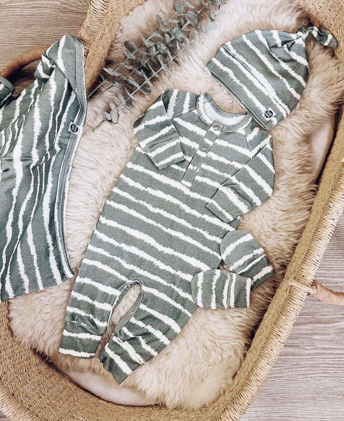 Kit Presente Saída de Maternidade Bebê 4 peças | Tie Dye